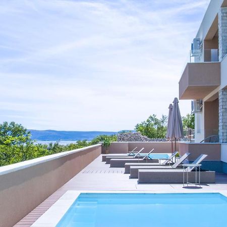 Apartments King And Queen Povile Luaran gambar