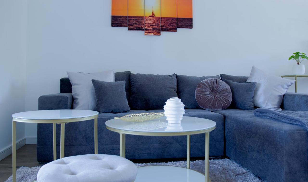 Apartments King And Queen Povile Luaran gambar